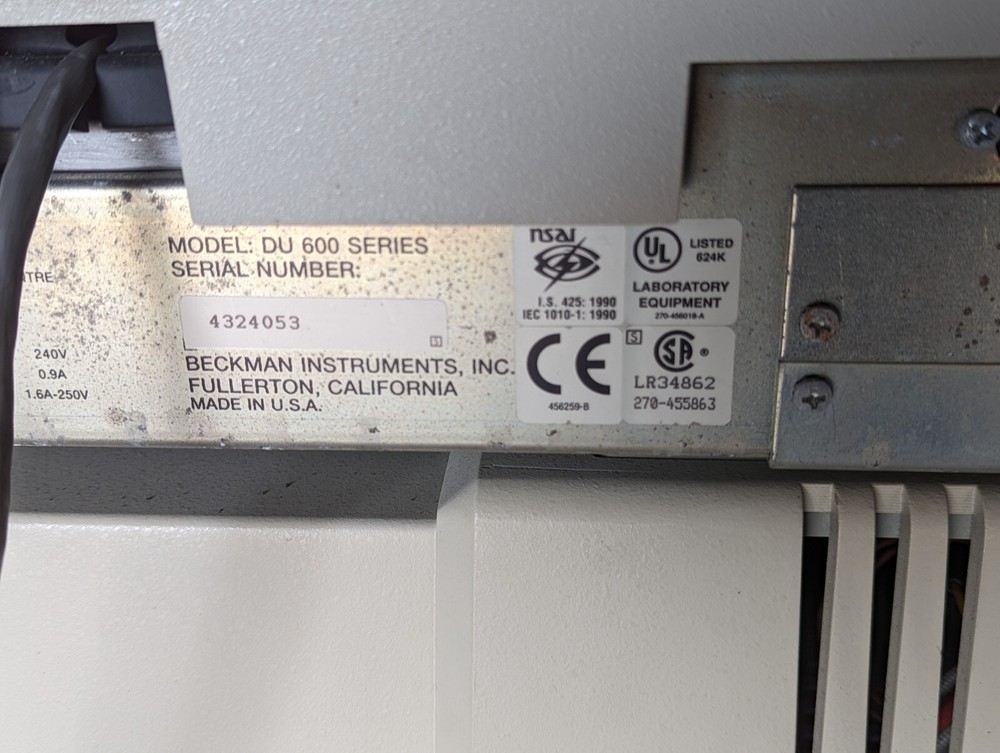 Beckman DU640B spectrophotometer