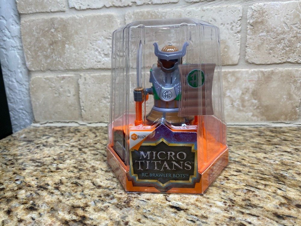 HEXBUG Micro Titans RC Brawler Bots Samurai NEW GREEN