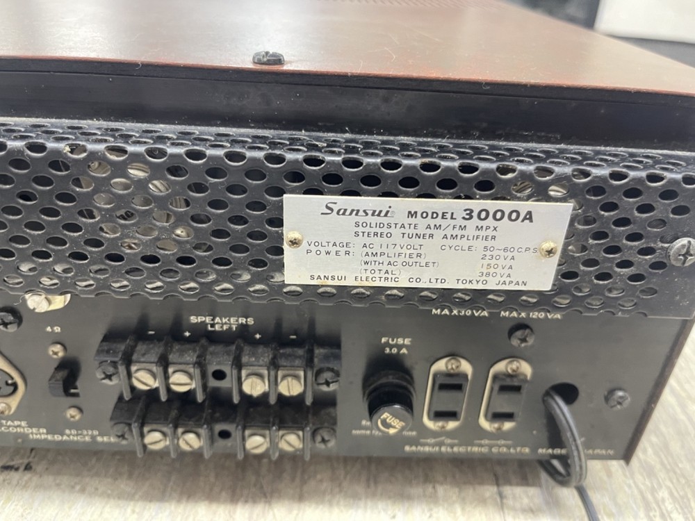 Vintage SANSUI 3000A SOLID STATE Stereo Receiver Amplifier nice Unit tested