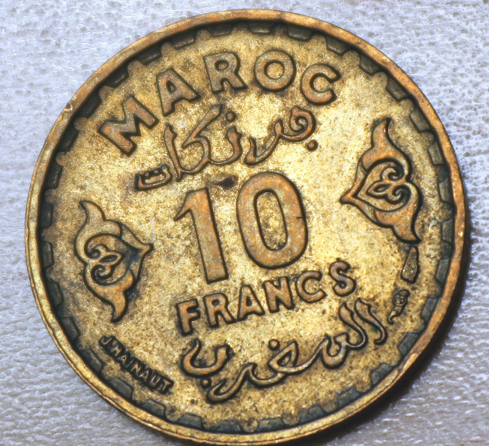 1371 (1952) Morocco 10 Francs