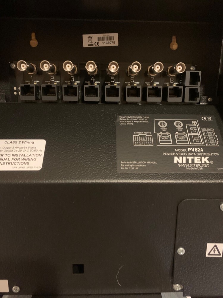 PV824 8 Port Analog Video, Power and Data Distribution Unit