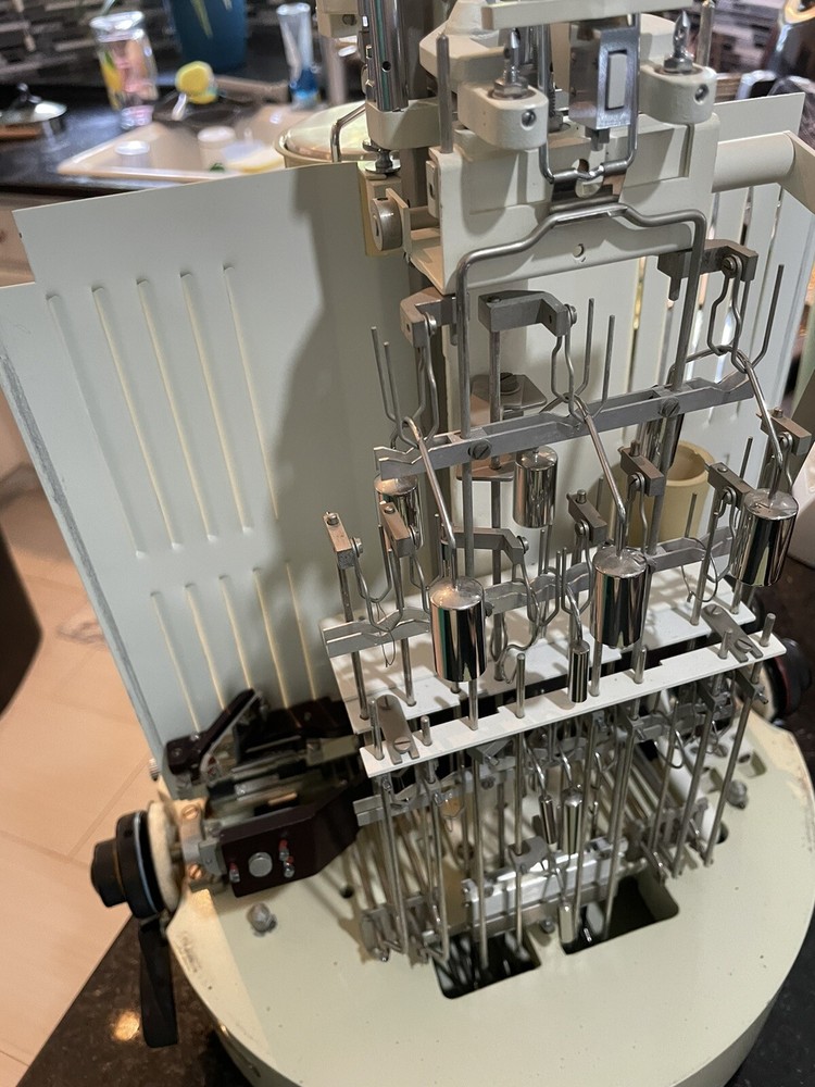 Restored Vintage Original Sartorius Selecta Scale