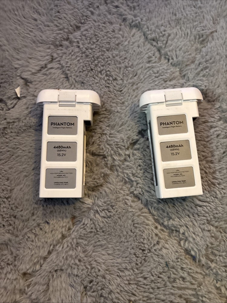 DJI Phantom 3 Advanced Quadcopter No Camera Needs Replacement Legs Also Flys