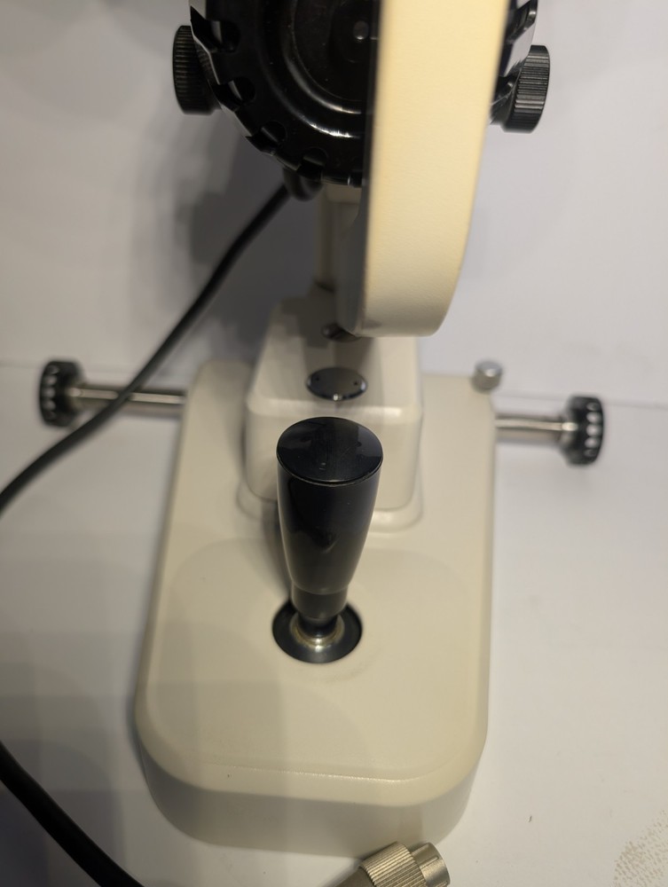 Topcon SL-2E Slit Lamp