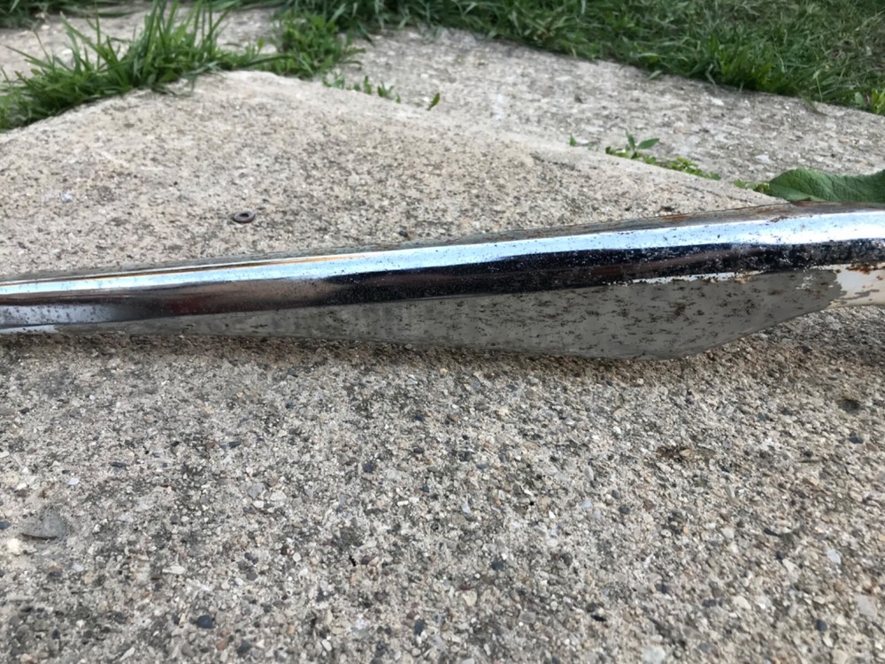 chrome space liner chain guard 1960s Era DECENT