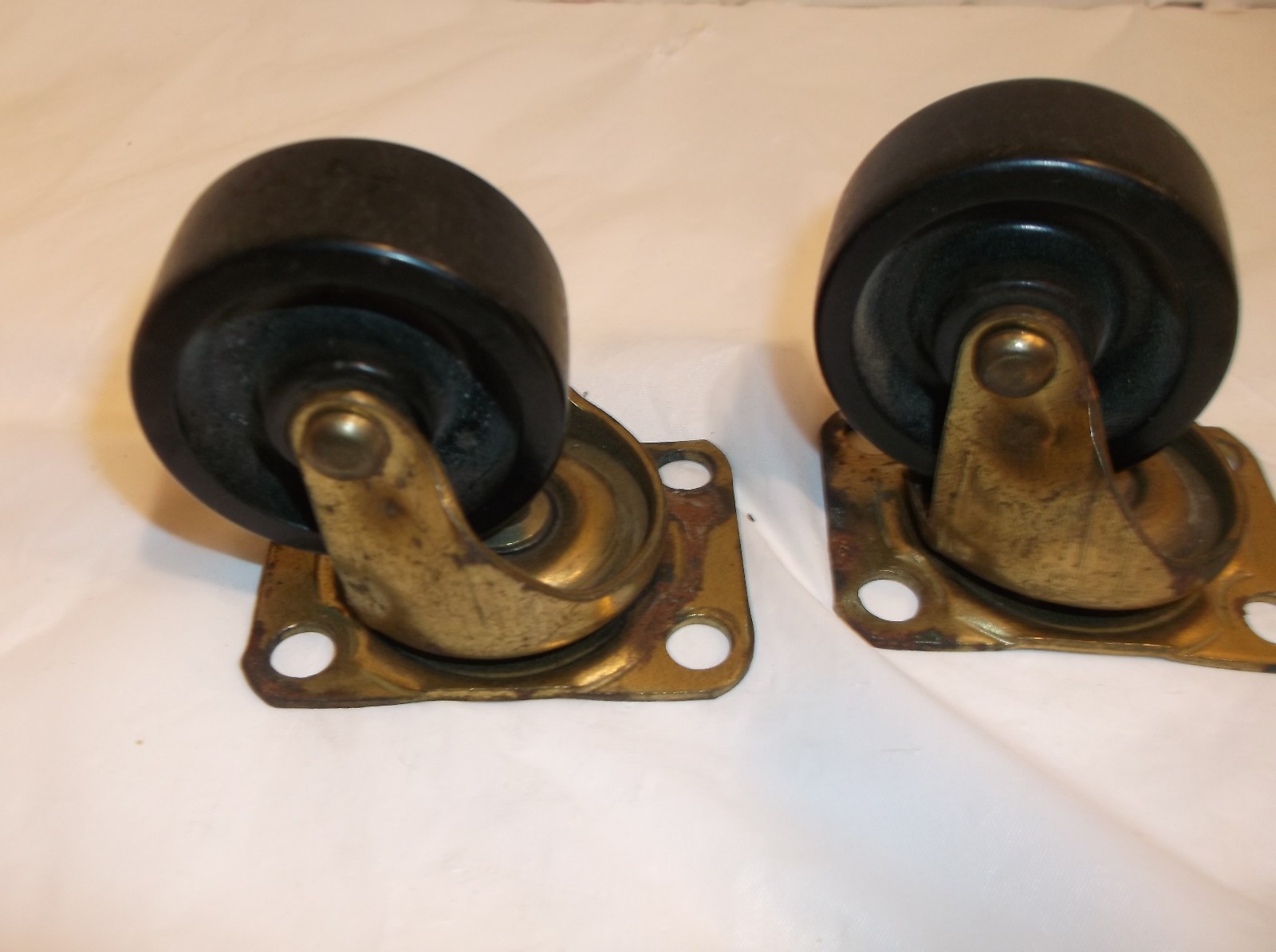 Vintage SWIVEL FURNITURE CASTORS 1-1/2" Wheels Brass Swivels - Lot of 2