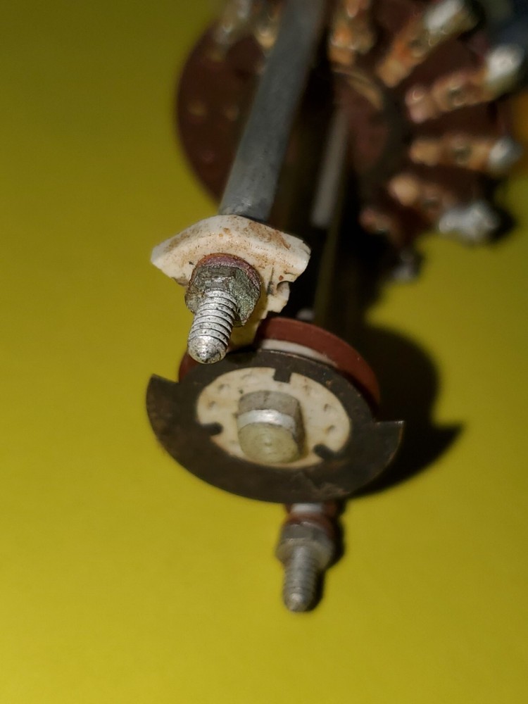 Knightkit T-150A Transmitter - Internal bandswitch assembly