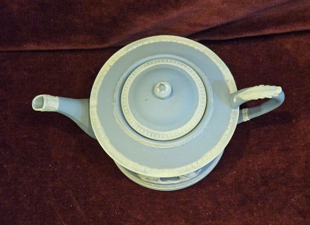 Neoclassical Embossed Cream on Blue Single Teapot