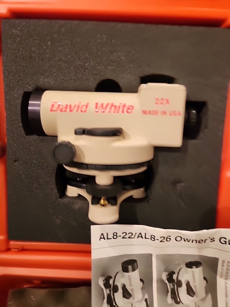 David White Instruments Automatic Level Lens AL8-22 with Case