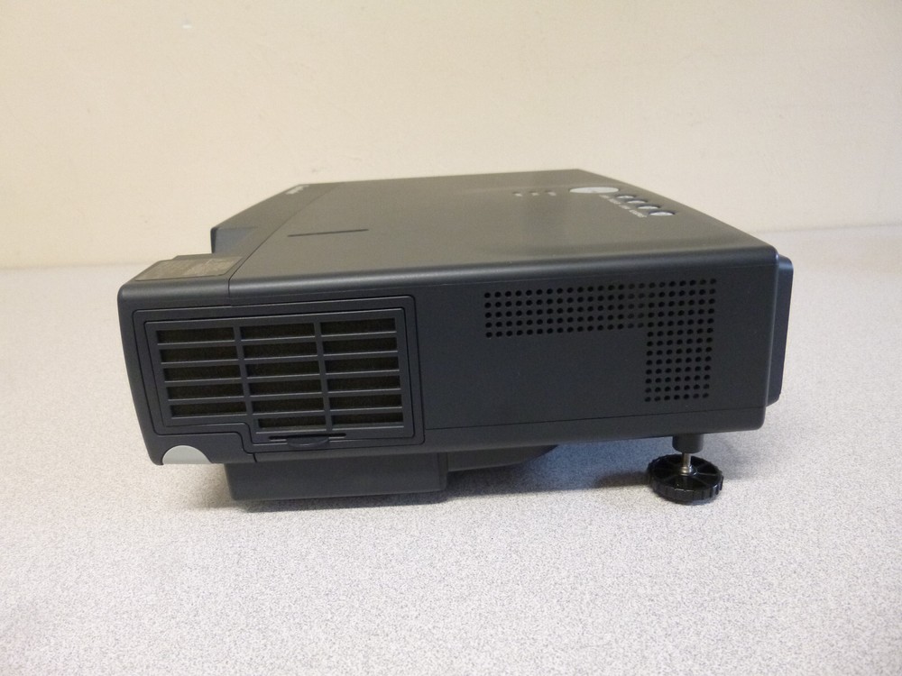 Viewsonic PJ551 Projector With Remote Bundle