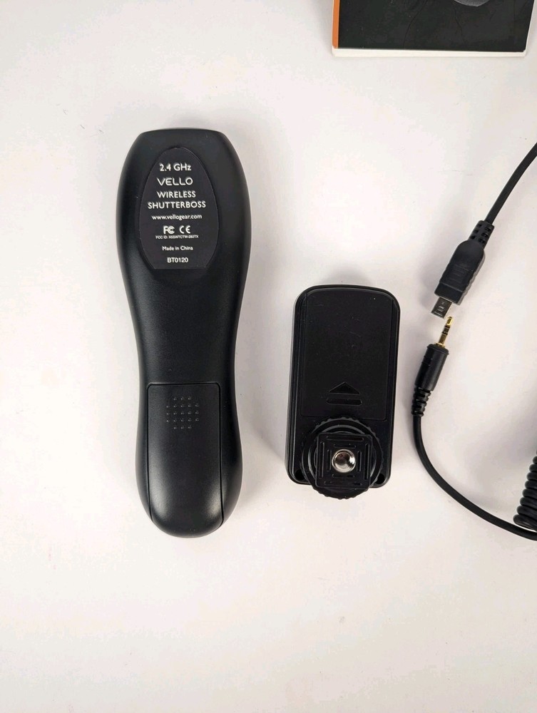 Vello Wireless ShutterBoss III Remote Switch with Digital Timer for Nikon #G337
