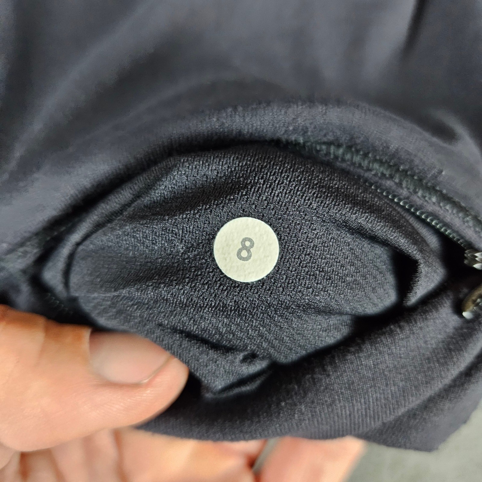 Lululemon Women's 8 Gray Half Zip Pullover Long Sleeve Activewear Top