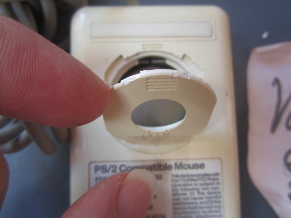 VNTG MICROSOFT 31660 PS/2 COMPATIBLE 2-BUTTON Wired Mouse - Tested & WORKS