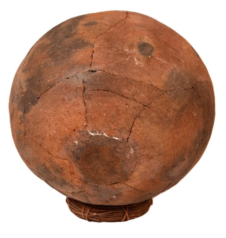 Prehistoric Pottery: Salado Storage Jar ca 1200-1300 AD 12" h x 14" d Olla Pot