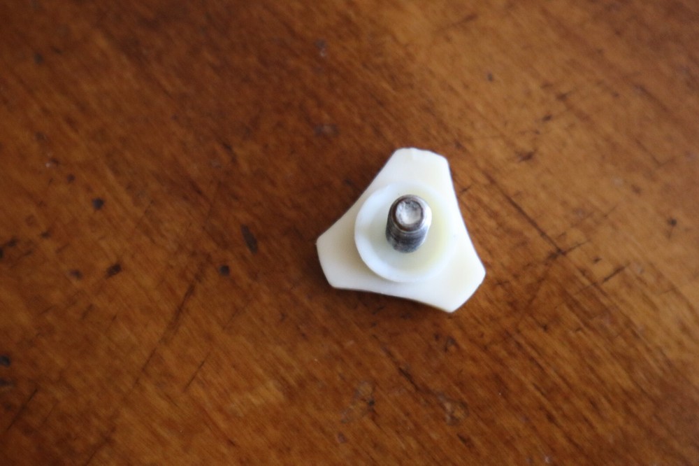 Knitking DL 1000 Linking Machine Replacement Part: Lock Knob