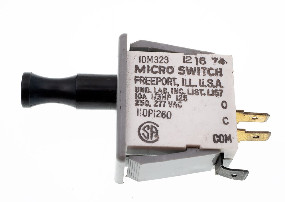 Honeywell Micro Switch, DM Series Snap-In Panel Mount, Push-Pull, 1DM323 SPST