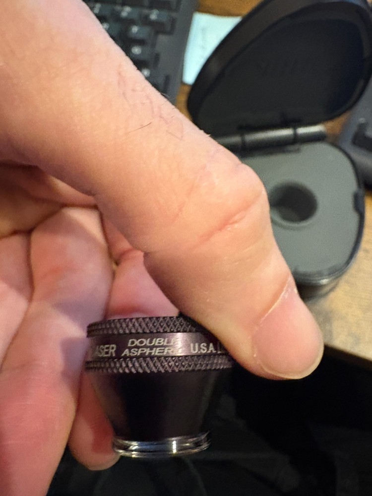 Volk Double aspheric Capsulotomy Lens with case