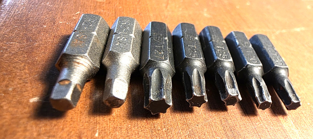 Vntg SNAP-ON TOOLS Screwdriver & 5 Torx Bits SSTM40 Black Underline Plus 2 Bits