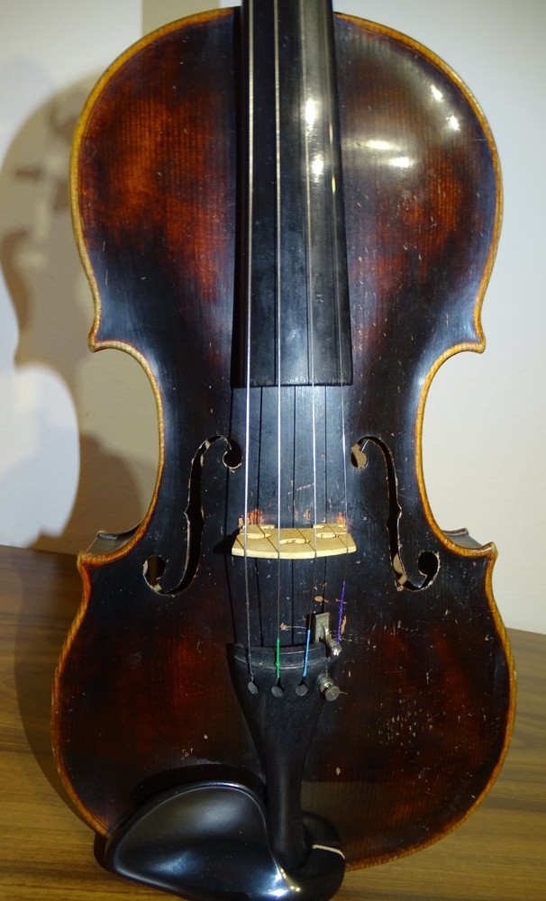 VIOLIN WITH LION HEAD - model STAINER (Nr. 097)