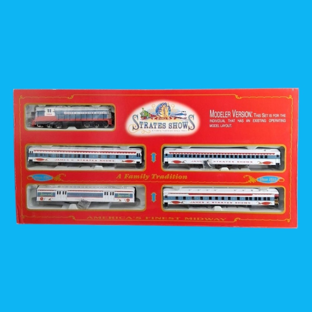 IHC James E Strates Shows HO Scale Train Set Carnival Train Missing Trucks