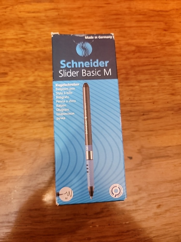 Schneider 151101 Slider Basic M Balck(10/BX)