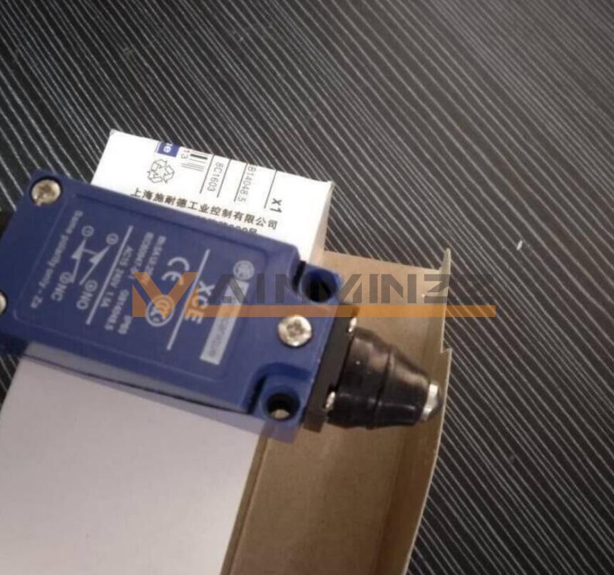 ONE NEW XCE-110 XCE110 Limit Switch