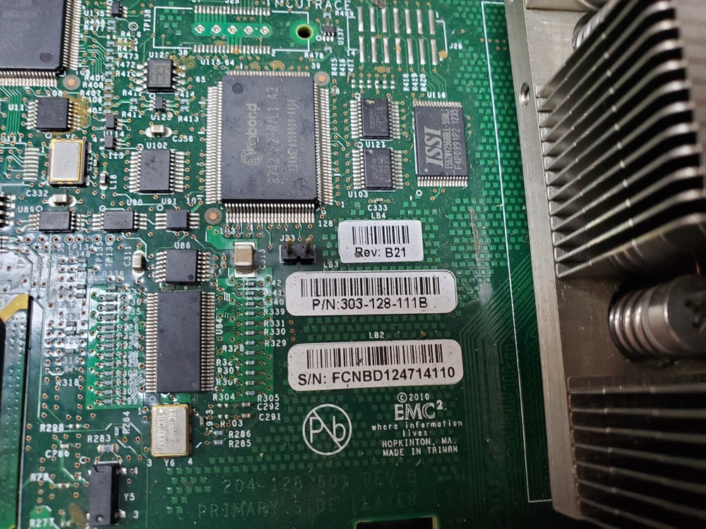 EMC 303-128-111B VMAX 40K Storage Processor NO MEMORY