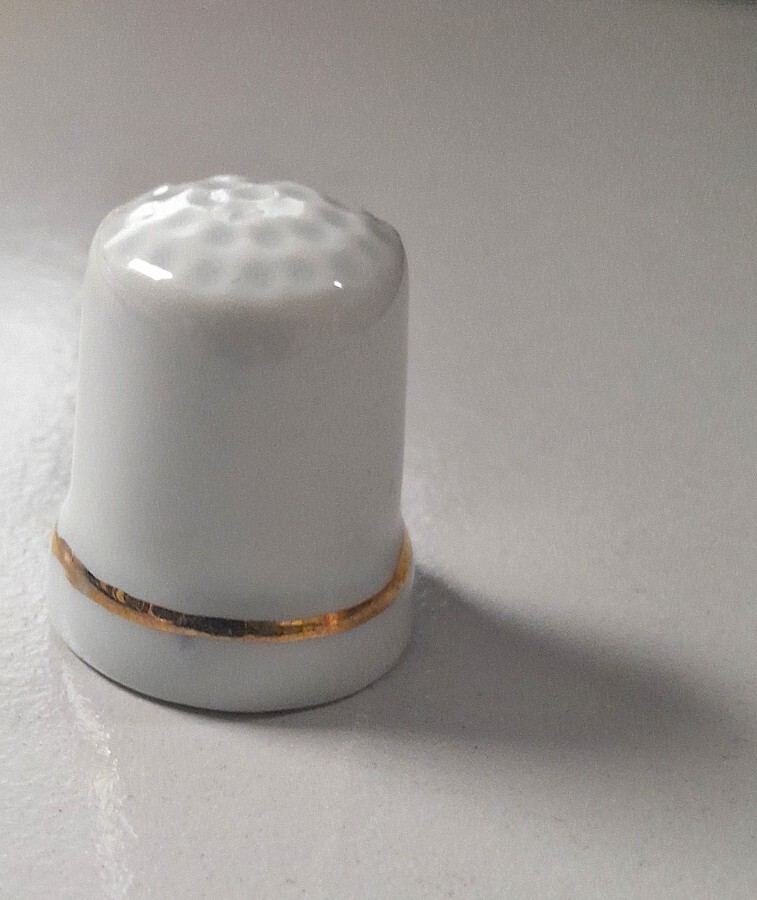 Decorative Thimble - Bone China - Fingernail .