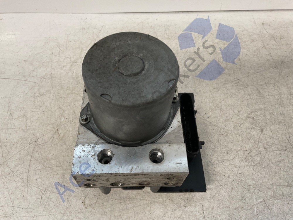 Renault Wind 10-13 ABS Pump Modulator Control Unit 8201037016