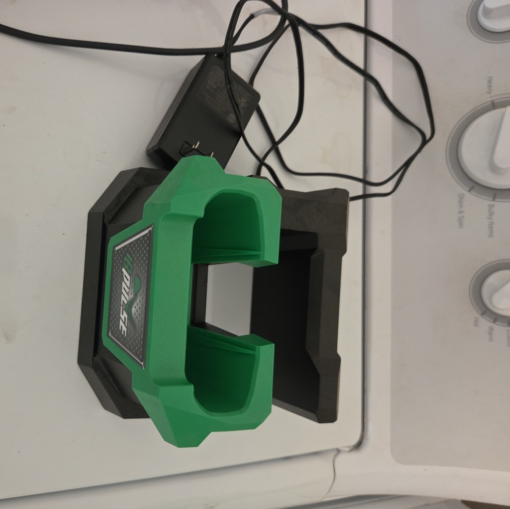 INTERSTATE BATTERIES IB PULSE BATTERY TESTER WITH CHARGE DOCK