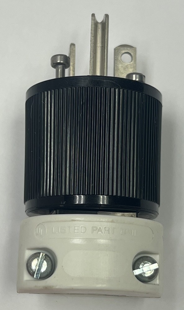 NEW WOODHEAD 3.390.371 PLUG