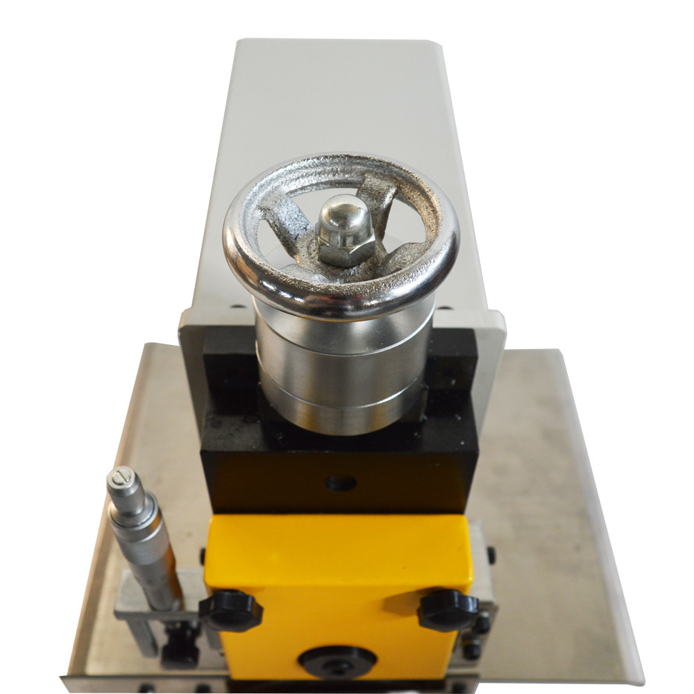 V Cut Groove PCB/Circuit Board/LED Light Strip Separating Cutting Machine 110V
