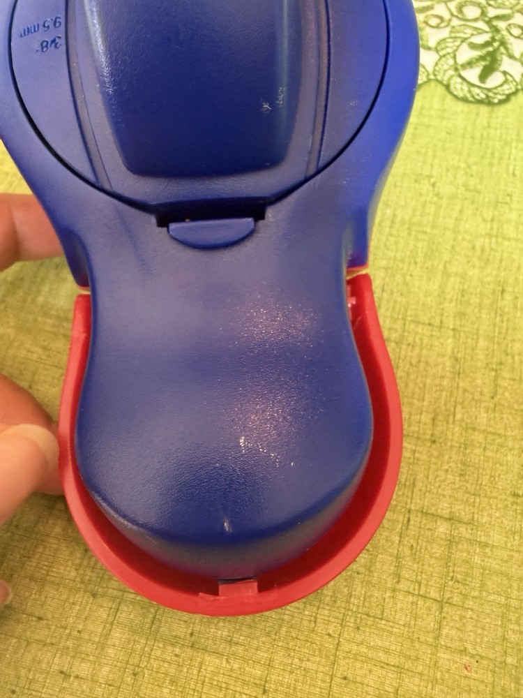 Dymo Red Blue Label Buddy Blaster Battery-Free Maker Small Embossed Maker