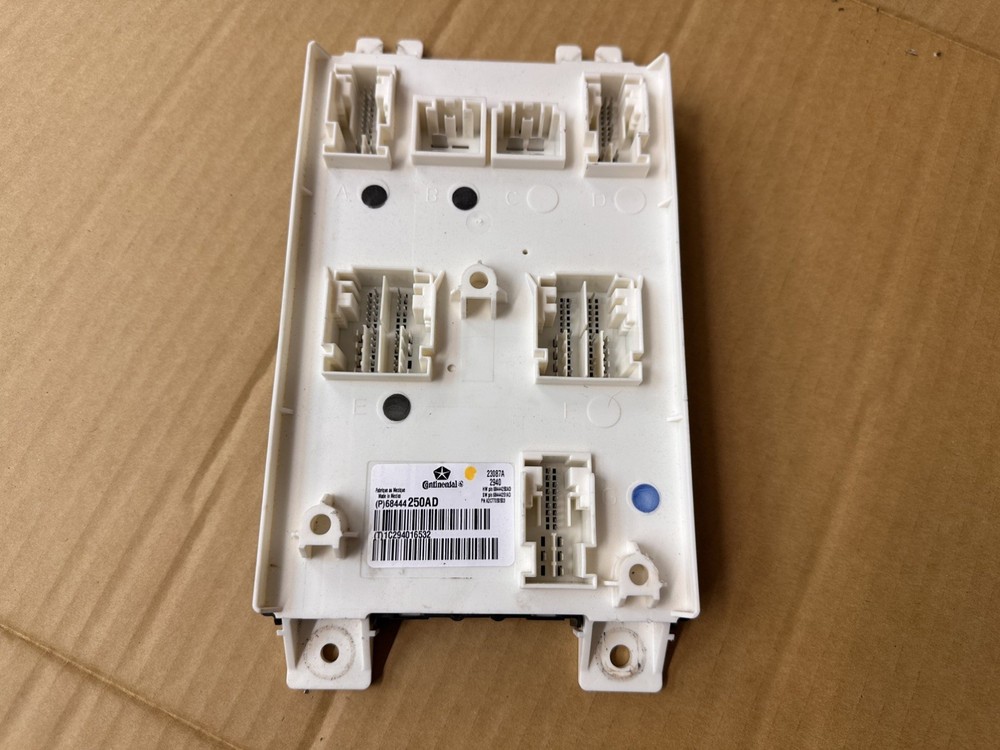 2019-2020 Ram 2500 3500 Body Computer Controller Module BCM 68444250AB OEM