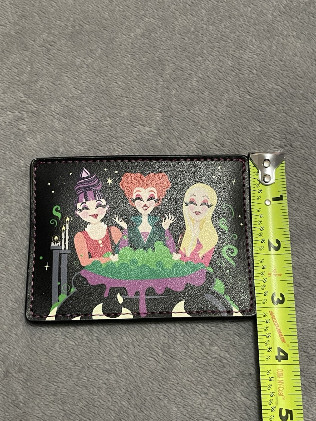 Disney Our Universe Hocus Pocus Cauldron Card Holder Wallet Sanderson Sisters