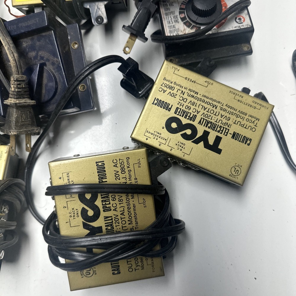 12-Mixed Model Train Transformer Lot. ALL UNTESTED!