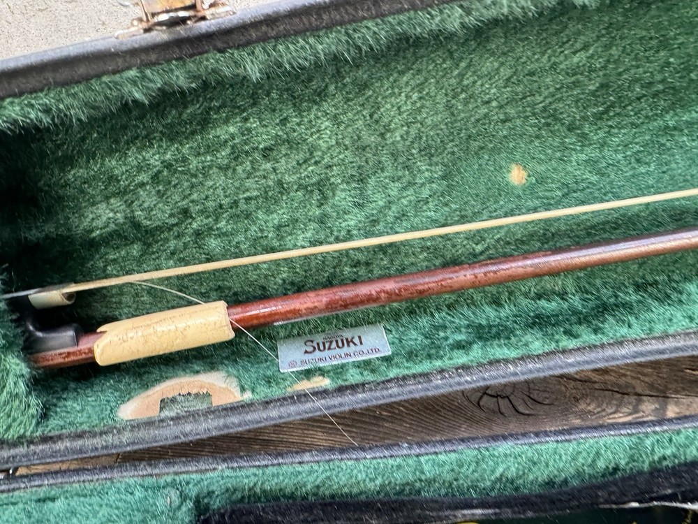 vintage violin Suzuki With Case