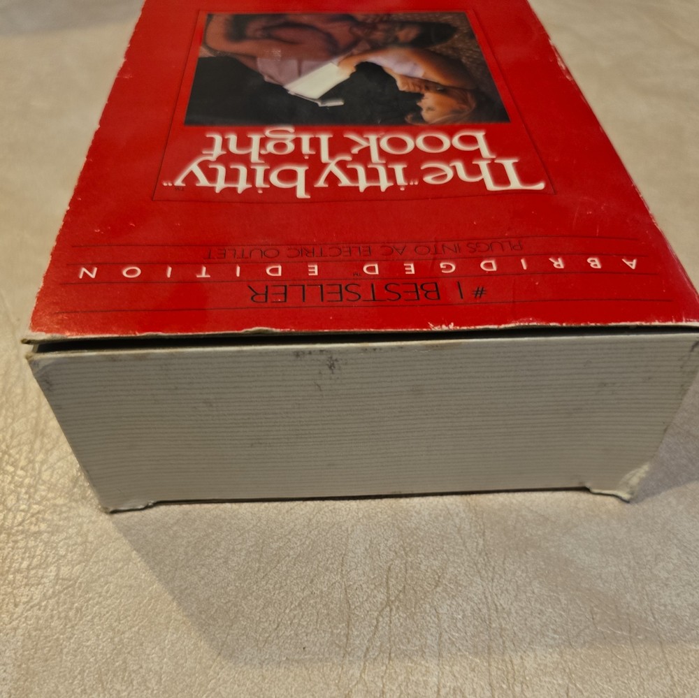 1983 The 'itty bitty book light Abridged Edition