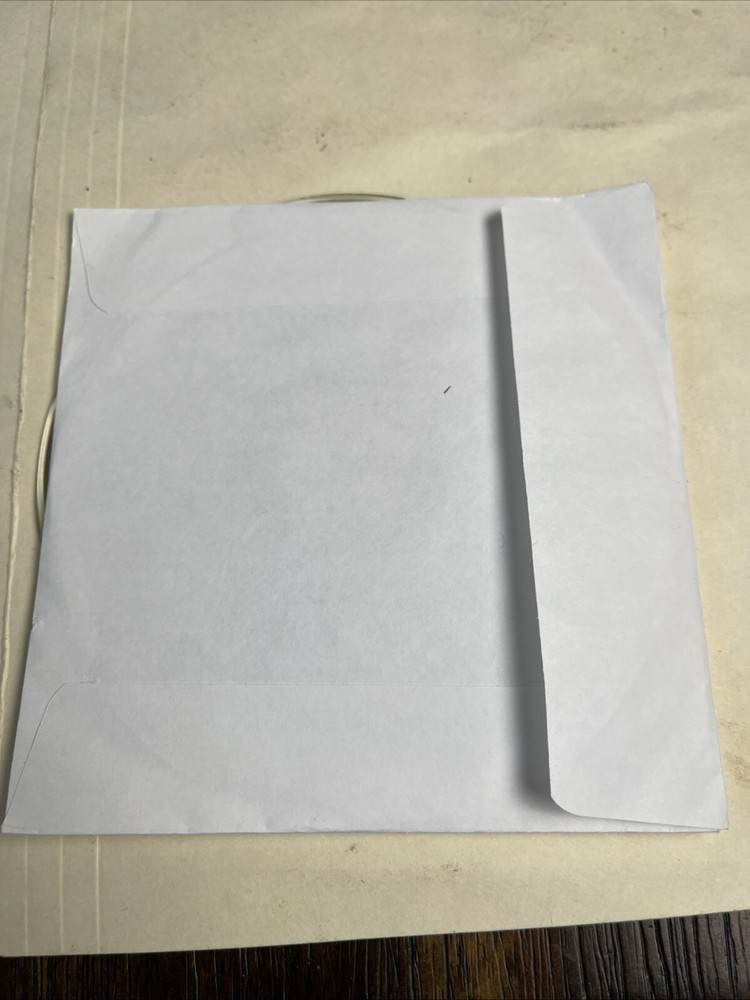 DELL Reinstallation 6 CD Discs Windows XP Pro, Roxio 5.2 Basic, Tools 2001 2002