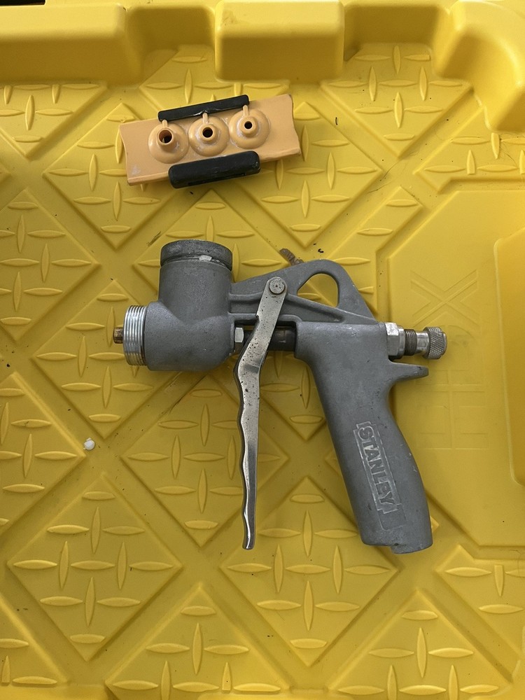 1K Stanley Texture Spray Gun