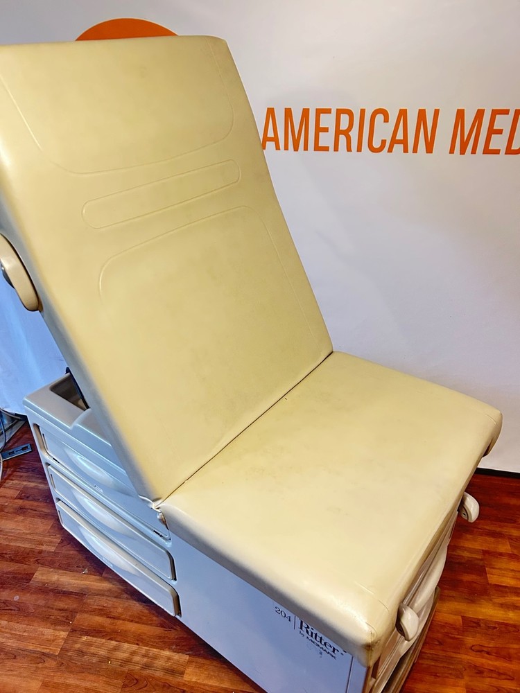 Ritter Midmark 204-002 Exam Table