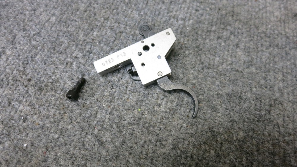 KNIGHT DISC EXTREME AND SIMILAR , MUZZLELOADER TRIGGER, EXCELLENT USED CONDITION