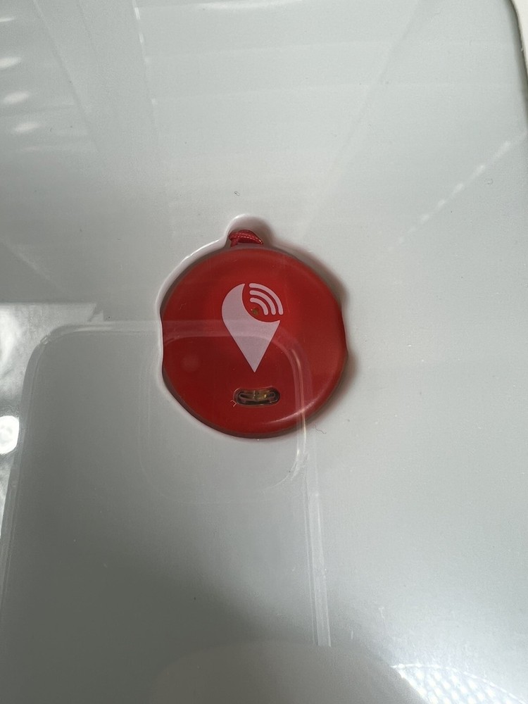 TrackR Pixel - Bluetooth Tracking Device. Key Tracker. Phone Finder. Wallet. r