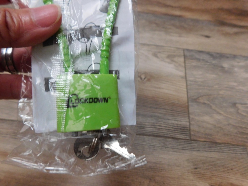 LOCKDOWN 15" GREEN GUN CABLE LOCK NEW