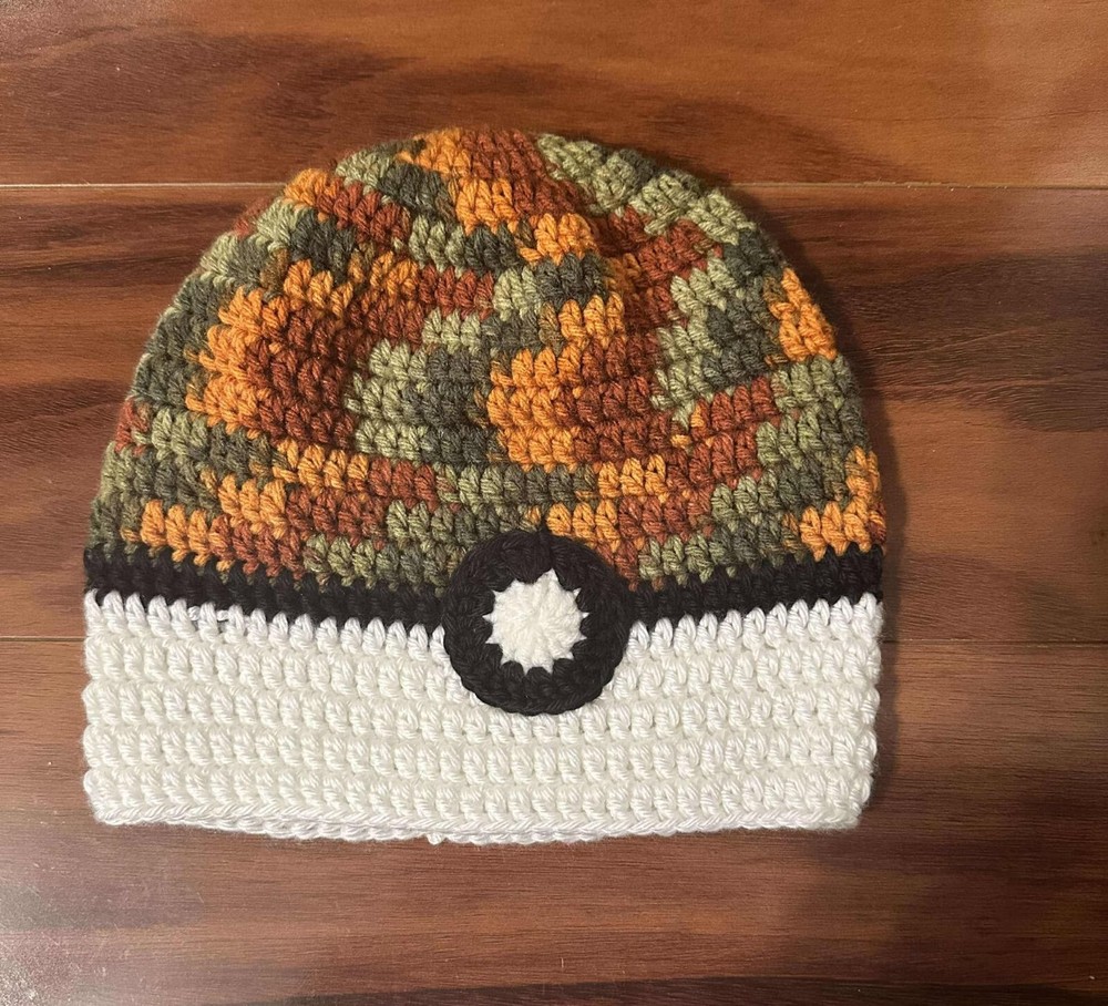 Pokeball Beanie Kids