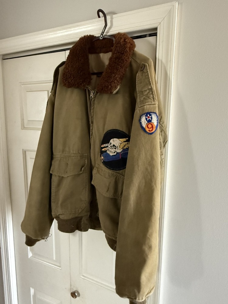 Vintage B-10 Flight Jacket Bomber Avirex