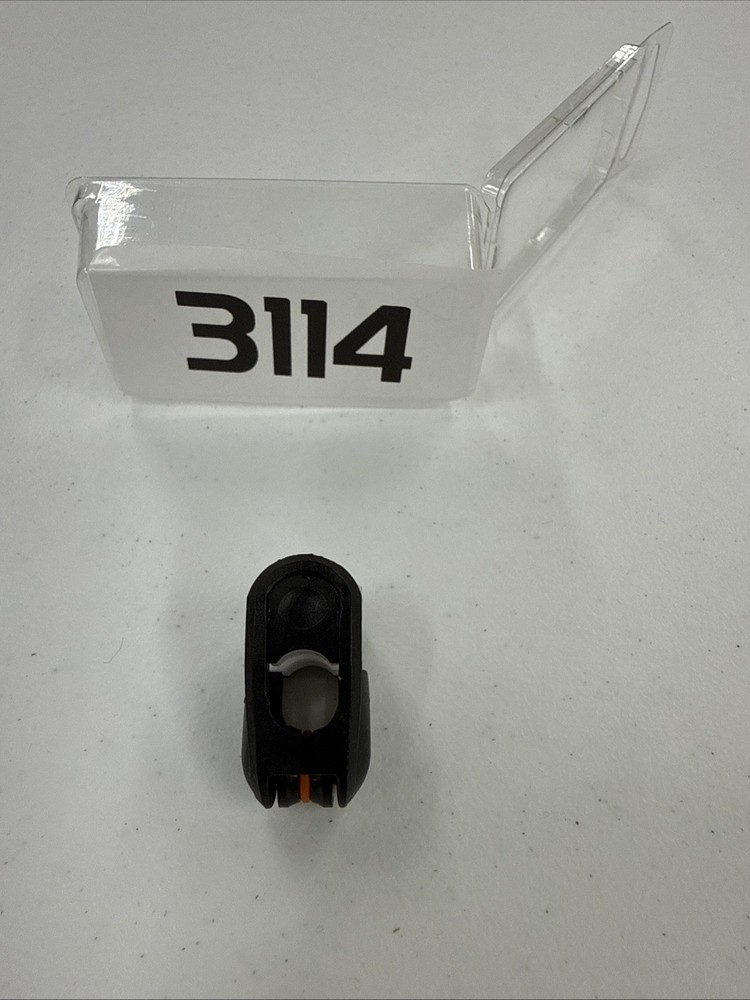 Saunders Archery - Roller Guard - Item 3114