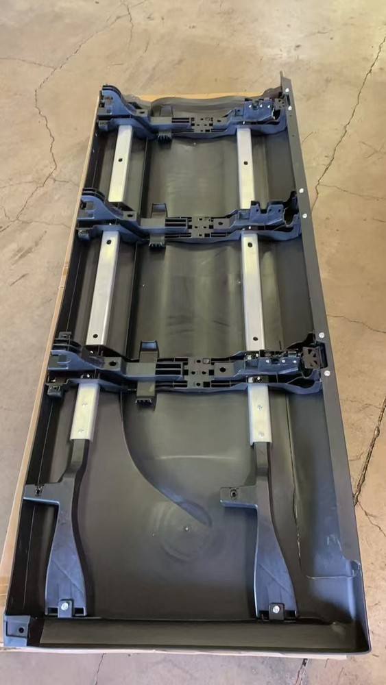 Rear Side Panel with Bracket Right Passenger Side For Peterbilt 579 2023+