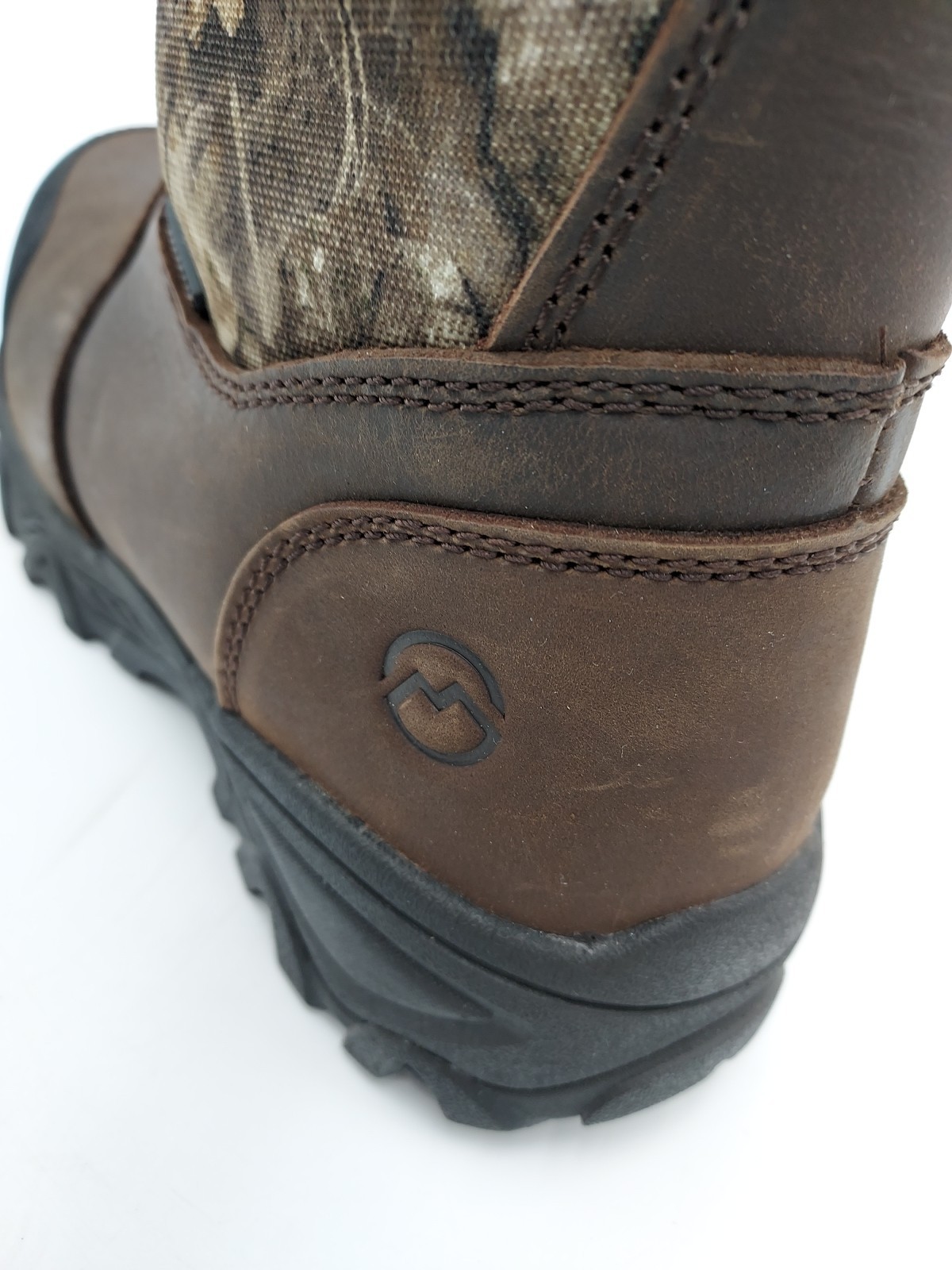 Magellan Outdoors Womens Sz 6B Snake Shield Armor 3.0 Realtree Edge APX (K4-D4)