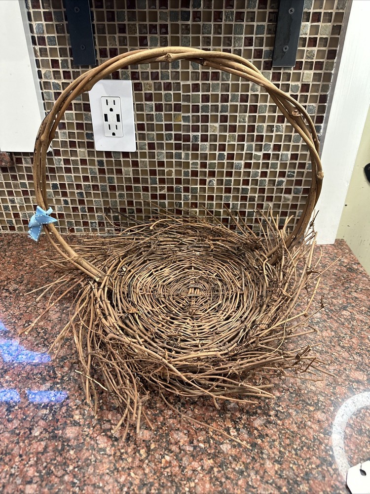 Pottery Barn Grapevine Easter Nest Basket